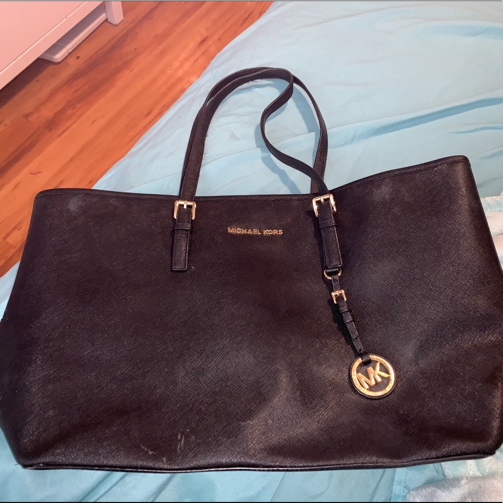 Michael Kors Jet Set Travel Large Top-Zip Tote
